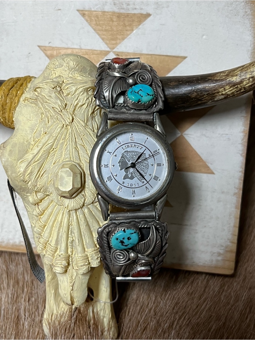 Sterling silver unisex running bear liberty watch